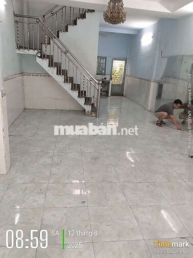 Nhà nguyên căn cho thuê dt 5×17 trệt 1 lầu đúc BTCT trên trống suốt