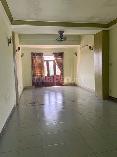 Cho thuê nhà nguyên căn góc đường Hoàng Văn Thụ và đường Thành Thái