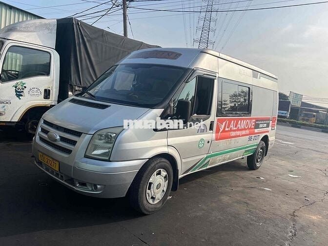 Ford Transit 2010 2.4L  - 300000 km