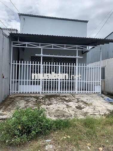 Cần bán gấp căn nhà ở Đ. Trần Văn Chẩm , Củ Chi 100m2 SHR giá 845tr