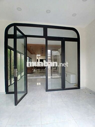 NHÀ ĐẸP MT SONG HÀNH QL22,TRUNG CHÁNH, HÓC MÔN,NGANG 4.5M,6,5 TỶ