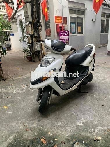 Xe Yamaha Póp 125cc màu trắng
