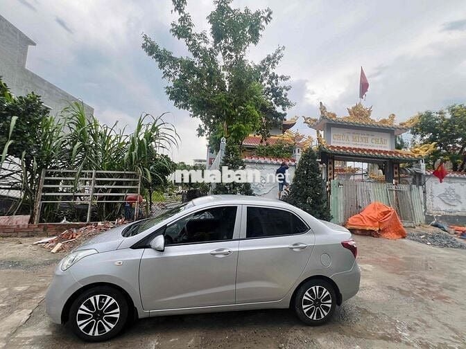 Bán xe chính chủ gia đình Hyundai Grand i10