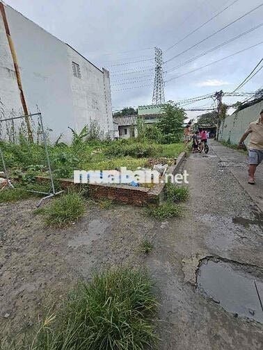 BÁN ĐẤT QUẬN 7 – HẺM LỚN HUỲNH TẤN PHÁT, NGAY CHỢ PHÚ THUẬN