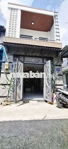 Bán nhà dt 4x13, Hiệp Thành 13, Q12, hẻm 4m, cách mặt tiền 50m.