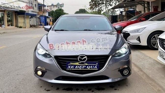 Mazda 3 1.5 AT 2015