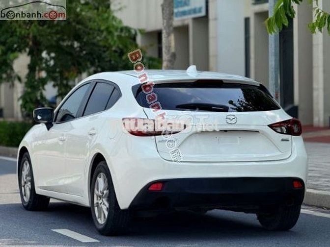 Mazda 3 1.5 AT 2015