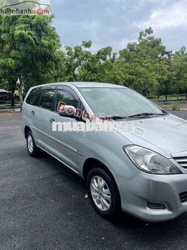 Toyota Innova G 2011