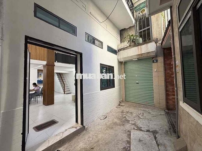 NHÀ TÂN MAI-NGUYỄN CHÍNH- MT4.5m, 33m2, Chào 5.8TỶ(CTL)-NGÕ 3 GÁC , RỘ