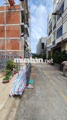 đất thổ cư kinh doanh bình tân bình chánh khu đông đúc