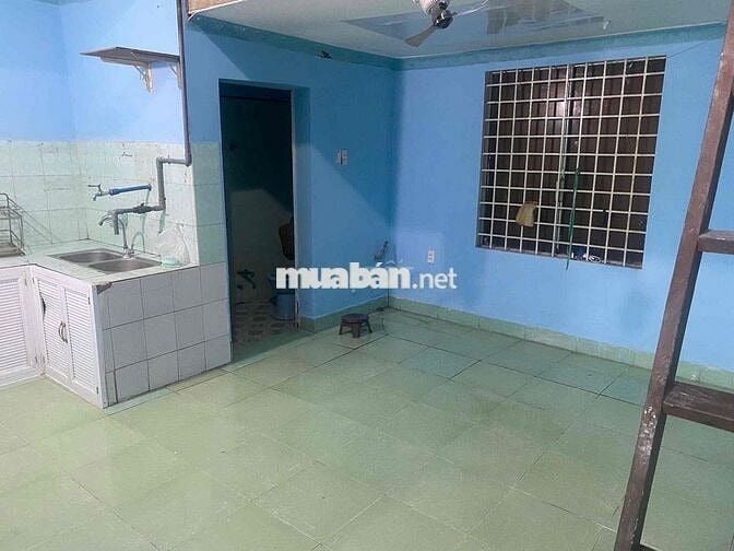 cần bán nhà cách đại học thủ dầu một 200m