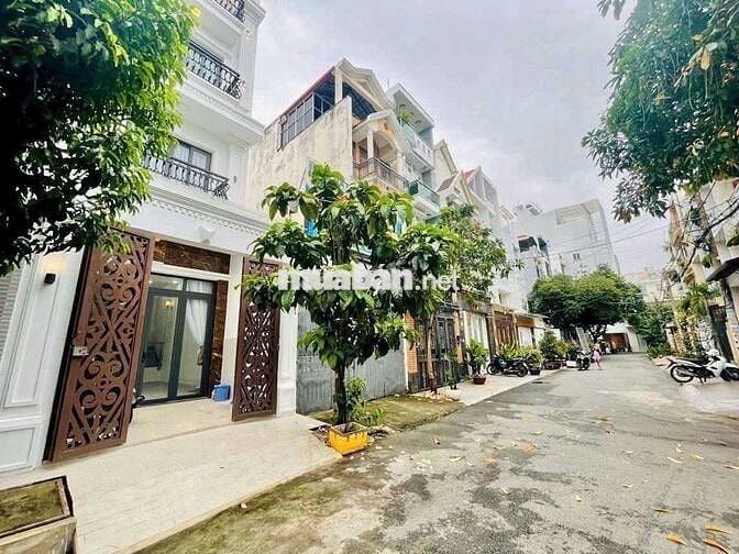 NHÀ KHU BIỆT THỰ ĐƯỜNG 8M NGUYỄN VĂN KHỐI 4PN SẴN 4 MÁY LẠNH 22TR