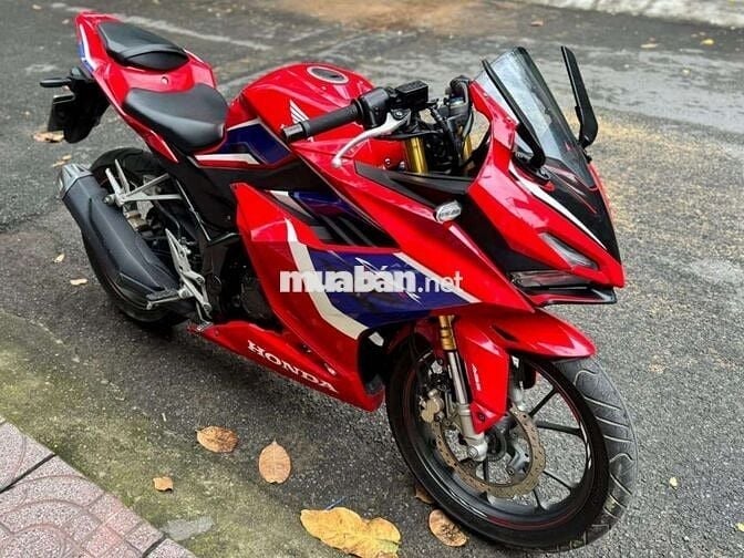 💙❤️Tphcm Cbr150 abs thểthaoHRC 2024 Siêu đẹp BsTp
