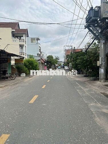 Cần cho thuê nhà P ĐHT .Q12. DT 4, 5 x18 .1 trệt 1 lầu 3 PN 2WS