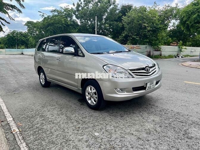 Toyota Innova 2006 bản G xịn xe gia đình không KD