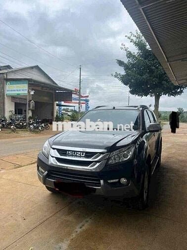 Isuzu Mu X 2017 2.5 4X2 MT - 9 km