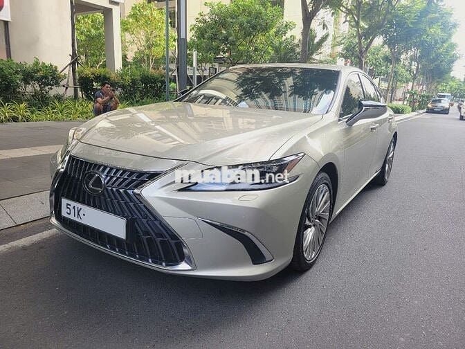 Lexus ES 2022 250 - 12525 km