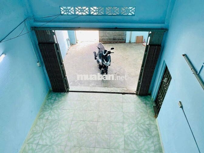 CHO THUÊ NHÀ TRỐNG SUỐT CÓ GÁC LỬNG ĐƯỜNG PHẠM HÙNG