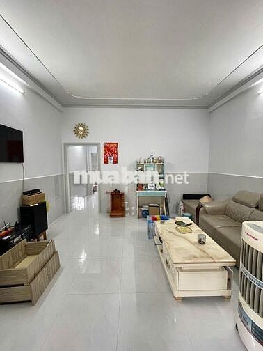 Nhà trệt lầu 3PN hẻm đường Tầm Vu chỉ 5 triệu