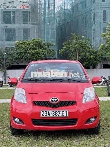 Toyota Yaris 1.5 AT 2011