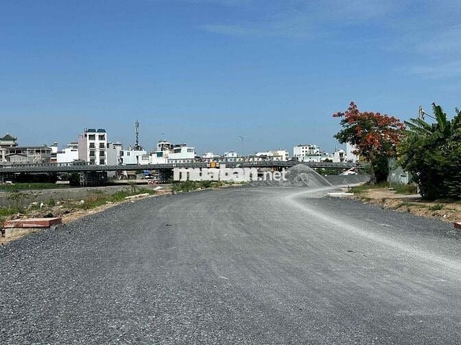 bán đất 1 sẹc sông vàm thuật gần cầu sắt