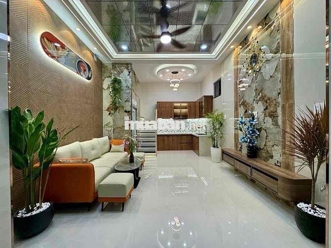 NHÀ Q6 ĐẸP SANG TRỌNG GIÁ BÌNH DÂN. CHỦ GẤP BÁN