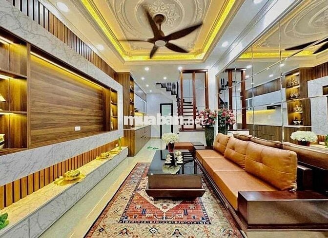 Bán nhà phố Tân Mai, vài bước mặt phố, cạnh trường học, ngõ thông,45m2