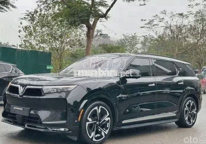 VinFast VF9 Plus 2025 – SUV Điện 7 Chỗ Hạng E