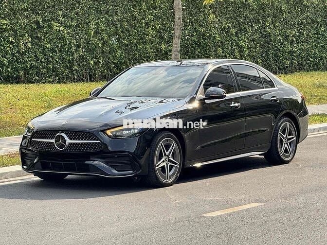Mercedes Benz C Class 2022 C300 AMG -Bank 90%