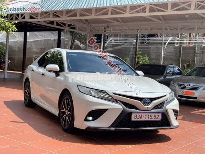 Toyota Camry 2.5Q 2021