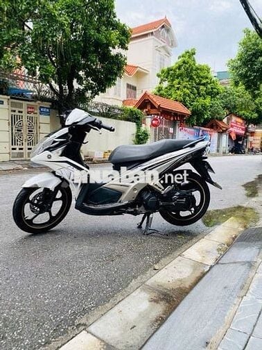 Nouvo 125Fi phun xăng điện tử