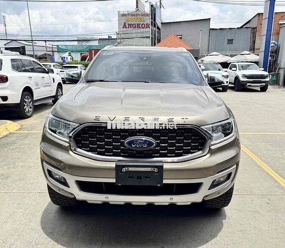 Everest Titanium 2021 4x4 - 76.000 km - hỗ trợ góp