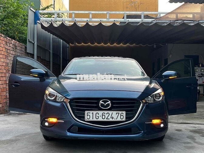 Mazda 3 2018 1.5 AT