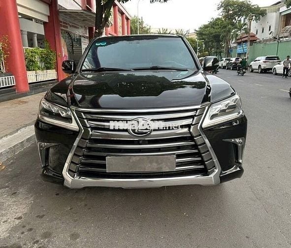 LX 570 MODEN 2016