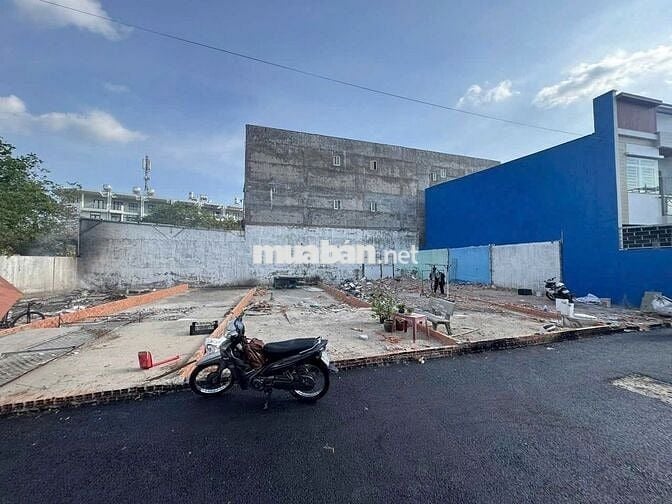 Chủ gửi bán 3 lô đất đẹp ở gần chợ đầu mối Hóc