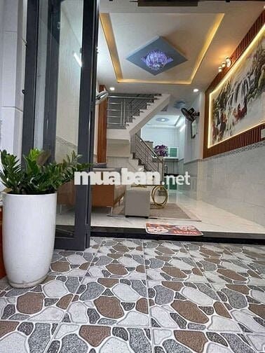 NHÀ NGUYÊN CĂN 3LẦU NGAY ĐẦU TÔ NGỌC VÂN QUẬN12