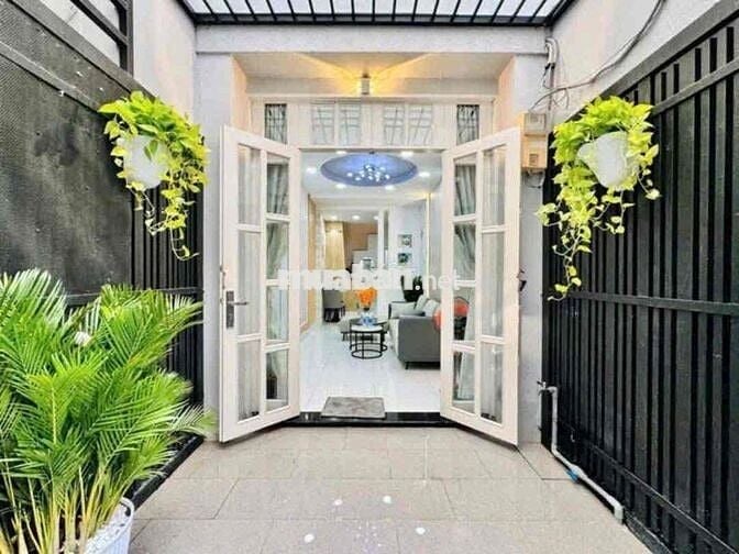 🏦 Nhà mới đẹp NC nup hẻm Đường số 8 P11