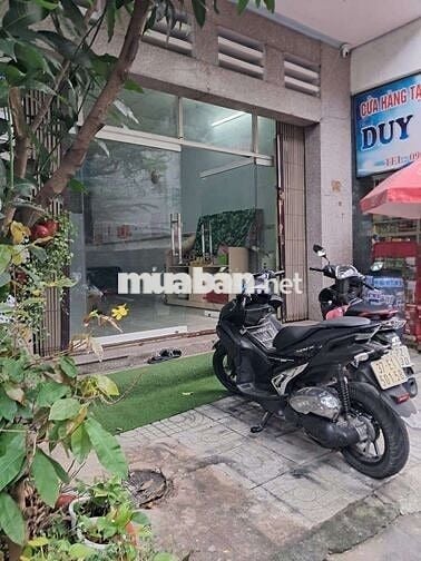 Nhà cấp 4 sân đường thông buôn bán giá 6 triệu