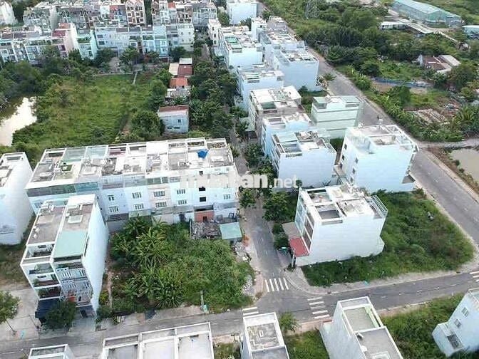 Cần bán 2lô đất #Sổhồngriêng trong kdc Quận8