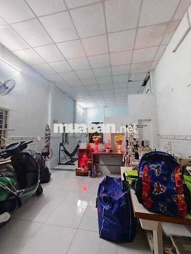Cho thuê nhà 2PN, Sân đậu Ôtô gần tiểu học Xuân Thới Thượng
