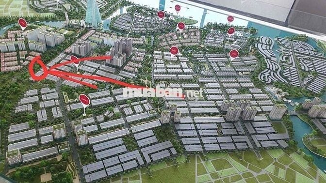 Gia đình cần bán đất nền GoldenHill