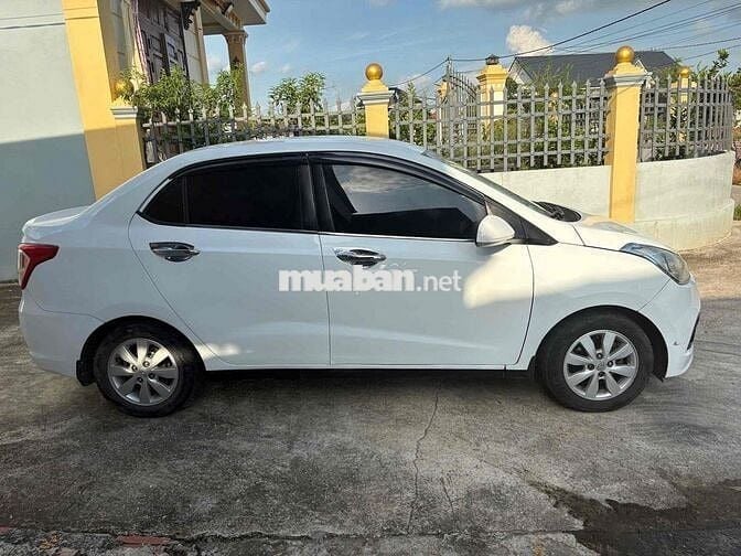 Hyundai Grand i10 2015 Sedan 1.2 MT - 90000 km