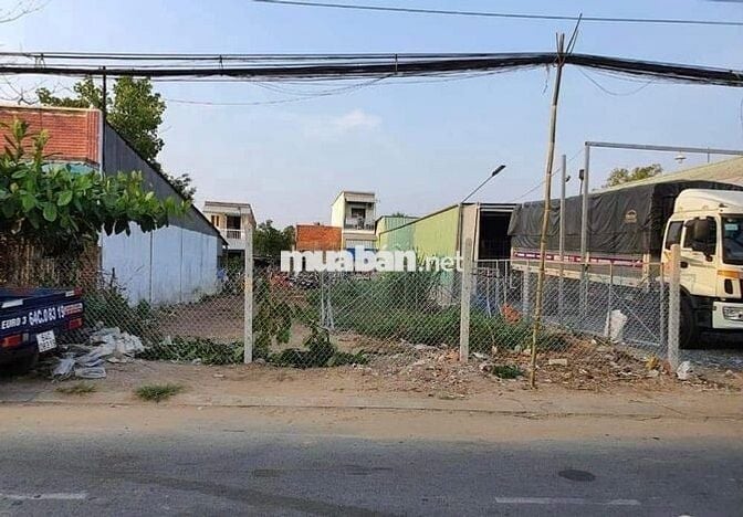 Chú 8 cần tiền nhờ bán gấp lô đất mặt tiền Cao Bá Quát giá 580tr 200m2