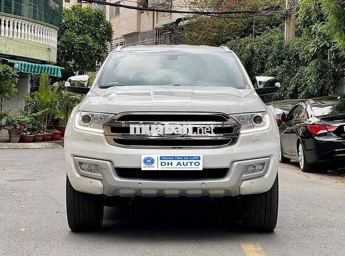 Ford Everest 2016 Titanium 2.2L AT 4x2 - 96000 km