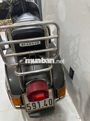 Bán Xe Piaggo cổ màu xám đã qua sử dụng