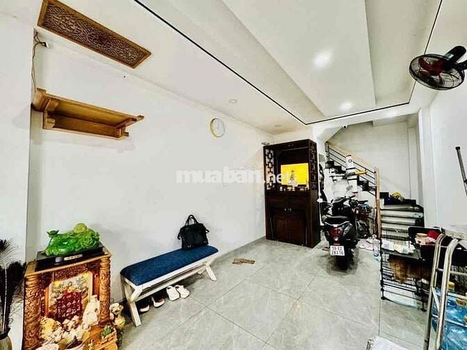 Khu Phan Xích Long 5tầng ,giáp Quận 3, View landmark81 chỉ 8,390 tỷ TL