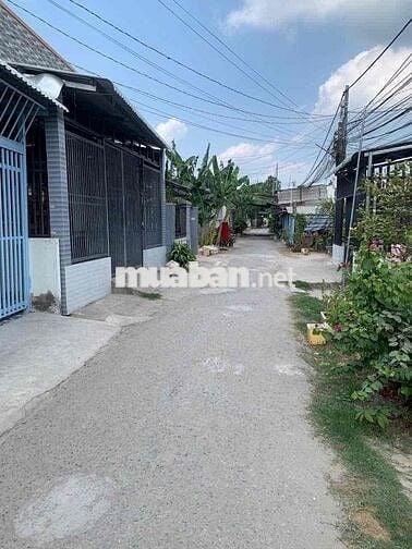 Cho thuê nhà trệt lửng 4,5x20m 2phòng 1máy lạnh gần ĐH Tây Đô