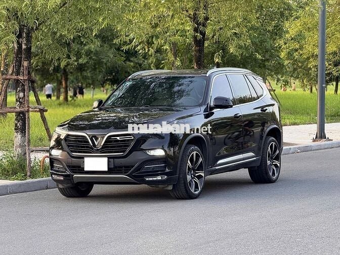 Vinfast Lux SA 2.0 premium Sản xuất 2021