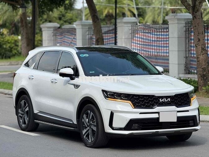 Kia Sorento 2022 Signature 2.5 AT AWD - 46000 km