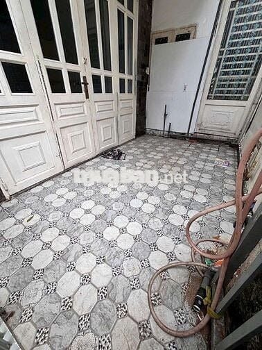 Cho thuê nhà nguyên căn hẻm Trần Xuân Soạn